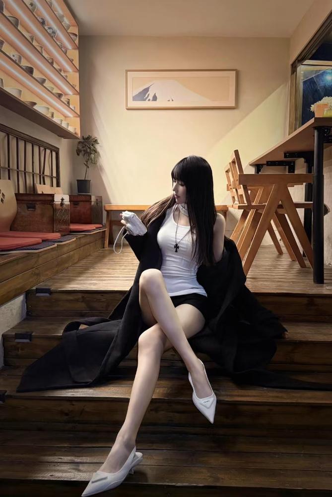 浦东妃妃童颜巨乳超瘦辣妹 Gallery 3