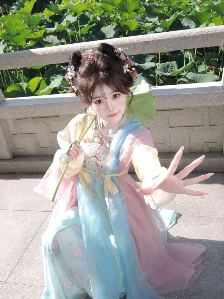 在校学生甜妹 软软 ❌🍷 ❌外❌💊 Gallery 4