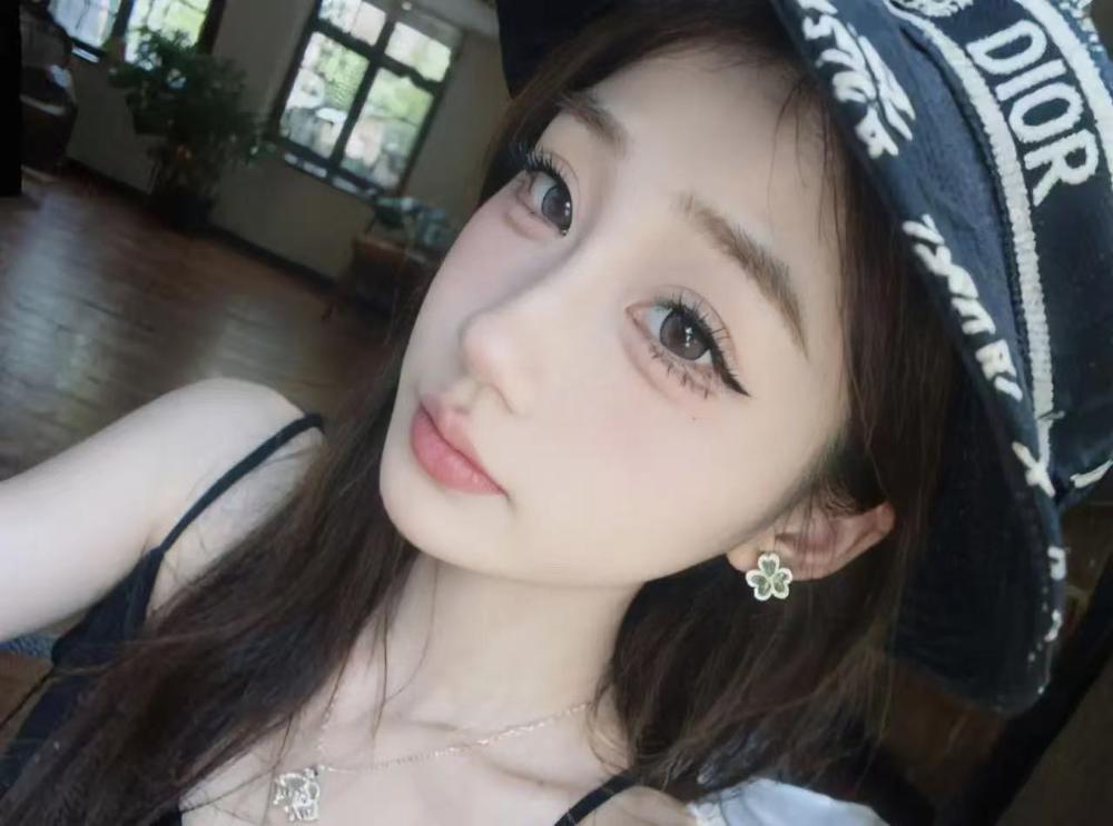 浦东韩晴 刚满18 Gallery 2