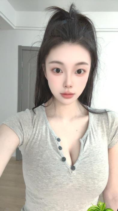沪⬆️玫瑰空降模特 红月 Gallery 5