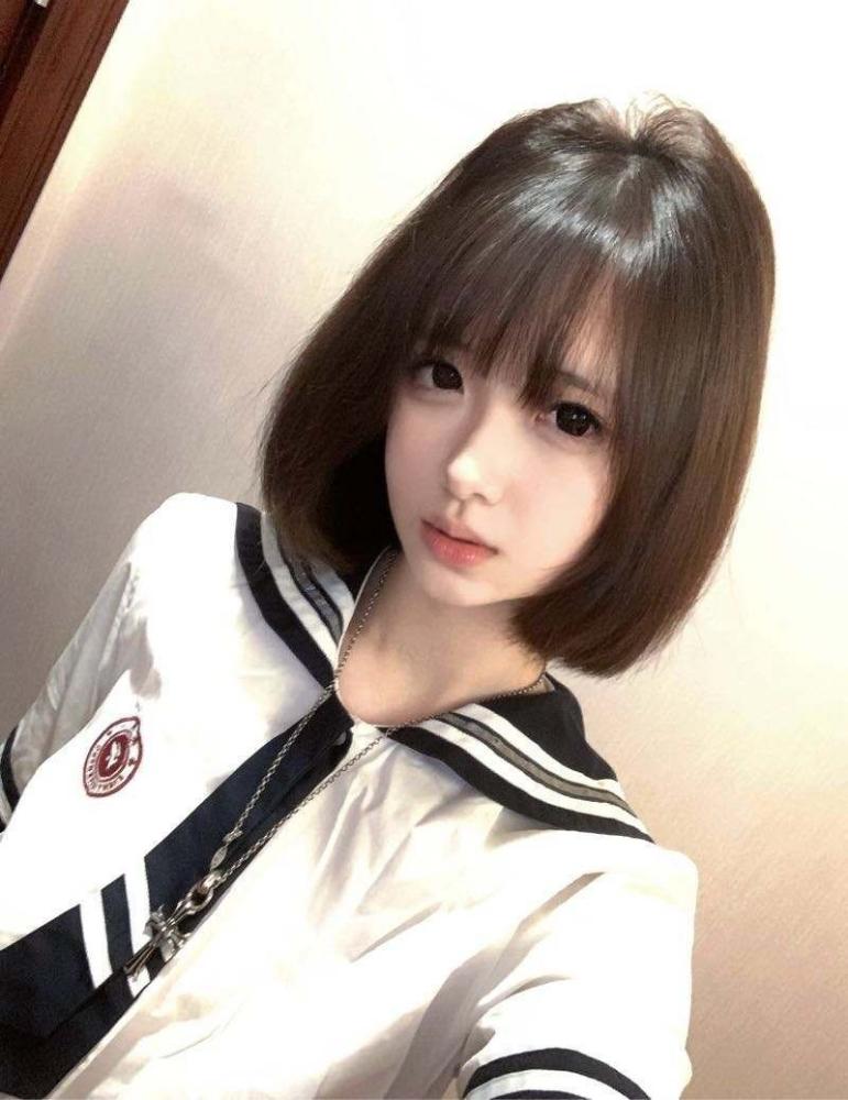 短发学生念念主打反差 Gallery 2