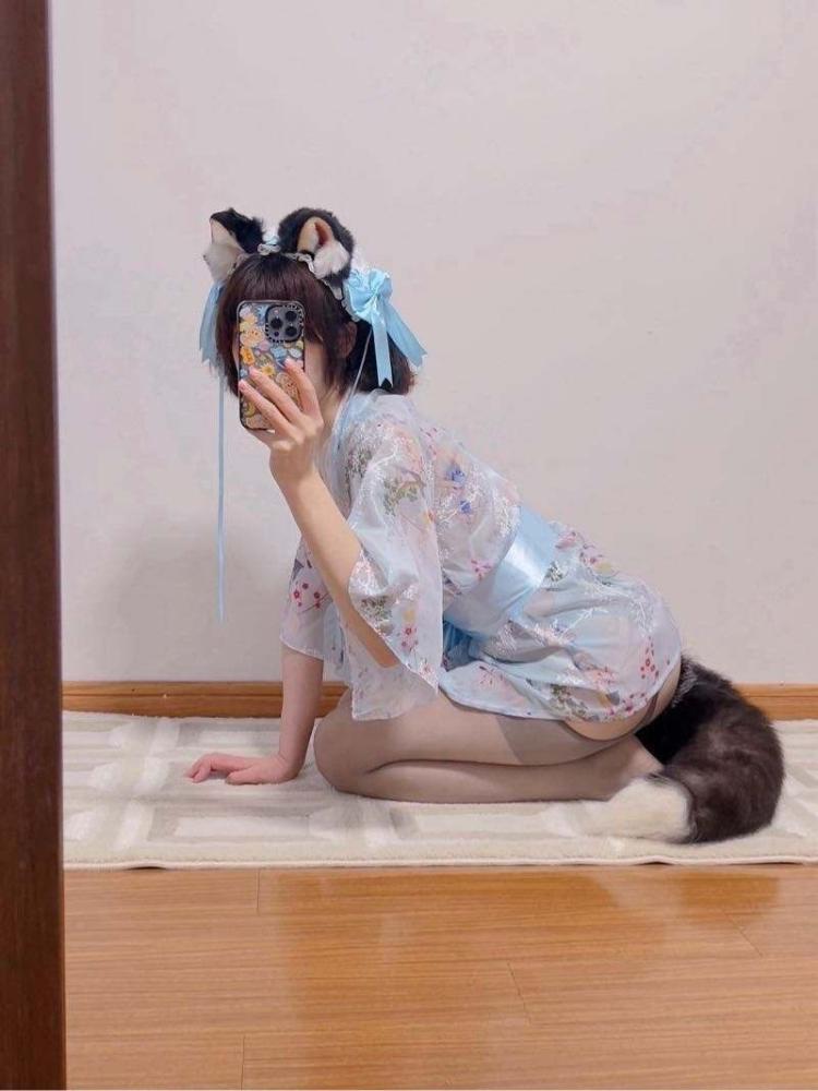 白嫩白🐯小学老师SM选手 Gallery 5