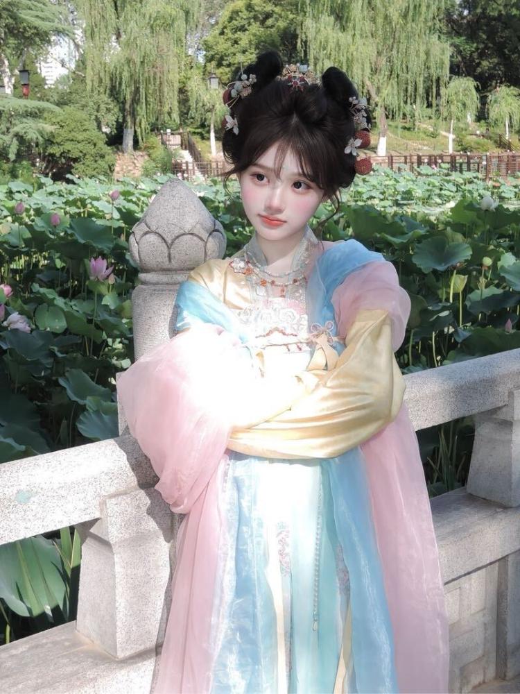 在校学生甜妹 软软 ❌🍷 ❌外❌💊 Gallery 5