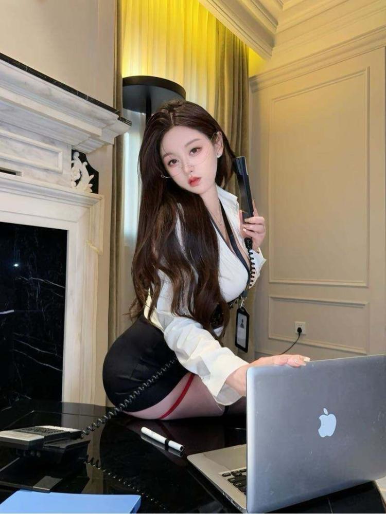 浦东全能AV女神温岚 Gallery 3